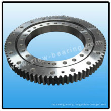 Worm drive slewing ring